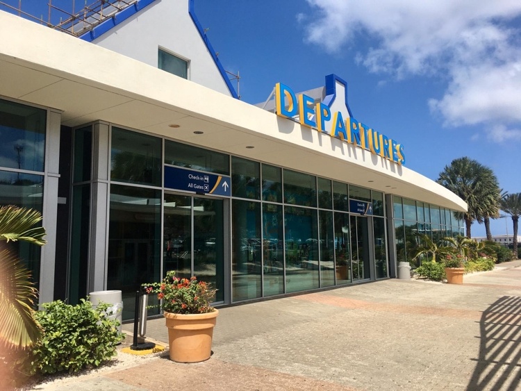 Apagón en el Aeropuerto de Curaçao causa retrasos