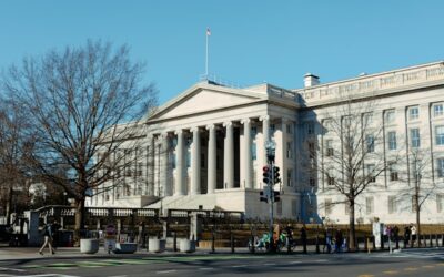 Doce estados demandan a Trump por aranceles ilegales que aumentan impuestos