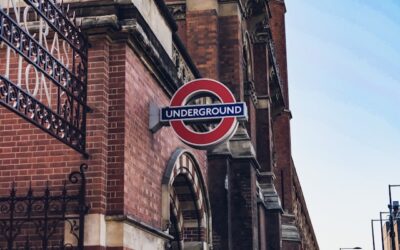 Caos en el metro de Londres por un masivo apagón eléctrico